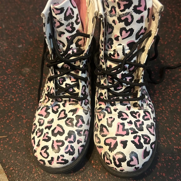 Girls skecher boots - Picture 2 of 2